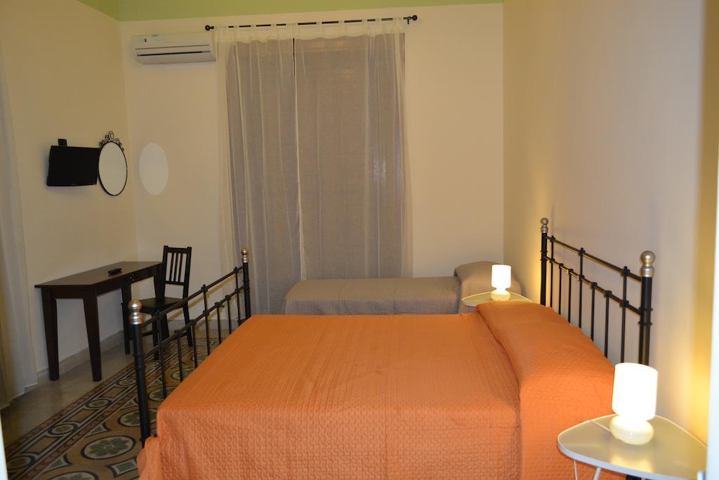 B&B Palazzo Corvino Palermo Habitación foto